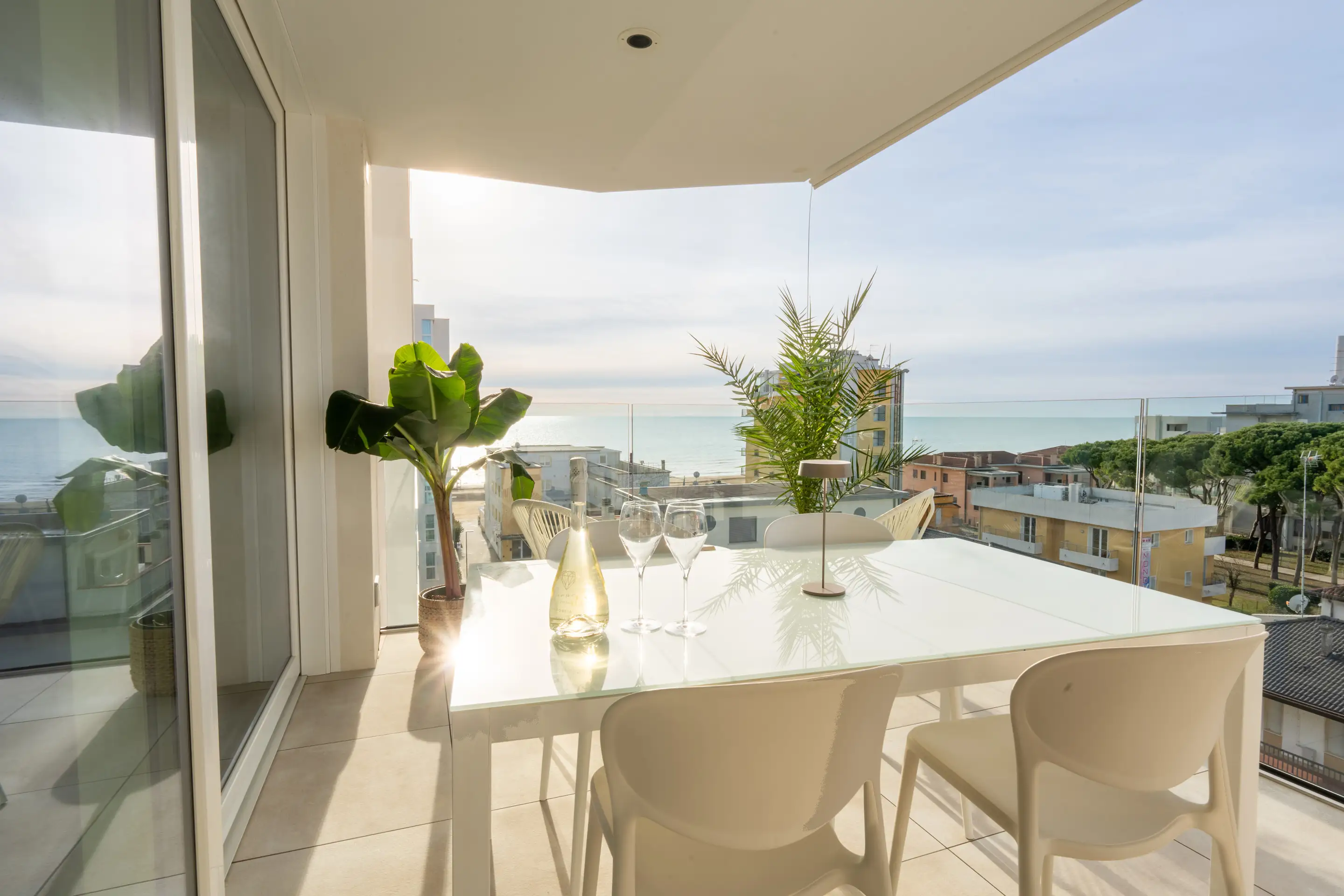 Marco Fadelli fotografo videomaker - Larimar Apartment - Vibra